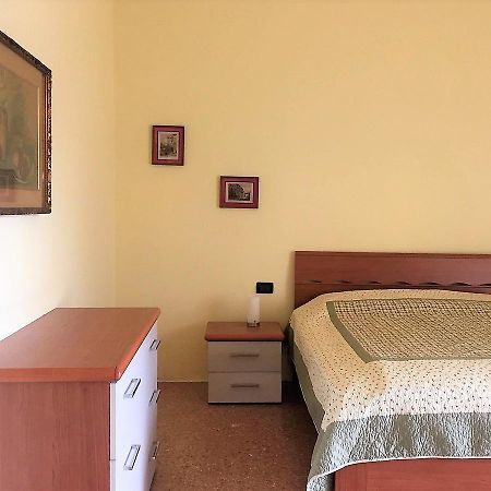 דסנזאנו דל גארדה Appartamento Del Sole מראה חיצוני תמונה